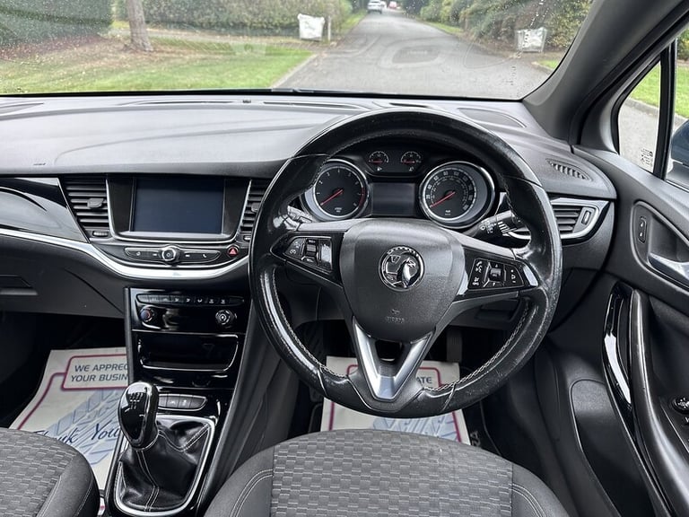 2016 Vauxhall Astra i SRi Hatchback Petrol Manual
