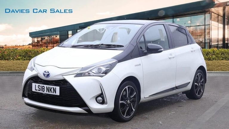 2018 18 TOYOTA YARIS 1.5 VVT-H GREY BI-TONE HATCHBACK 5DR PETROL HYBRID E-CVT EU
