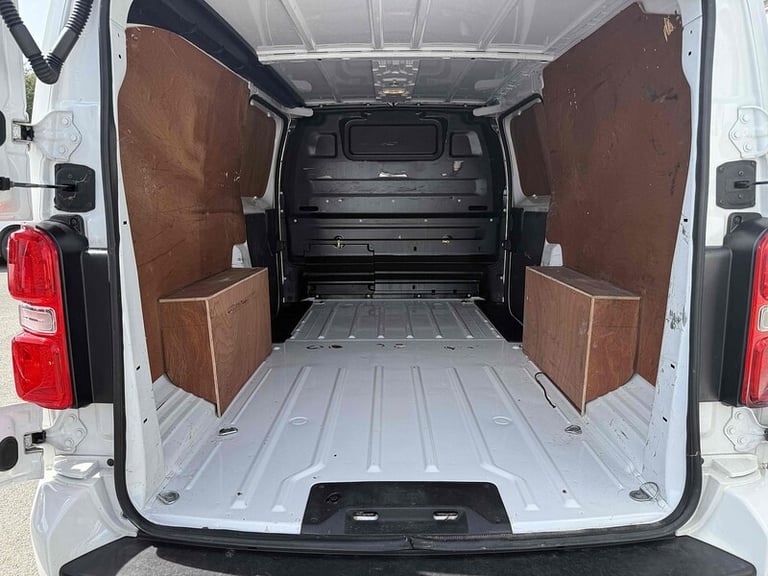 2020 Vauxhall Vivaro 1.5 Turbo D 2900 Sportive LWB AIR CON Manual L2 H1 Euro 6 (s/s) (100 ps) 1. ...