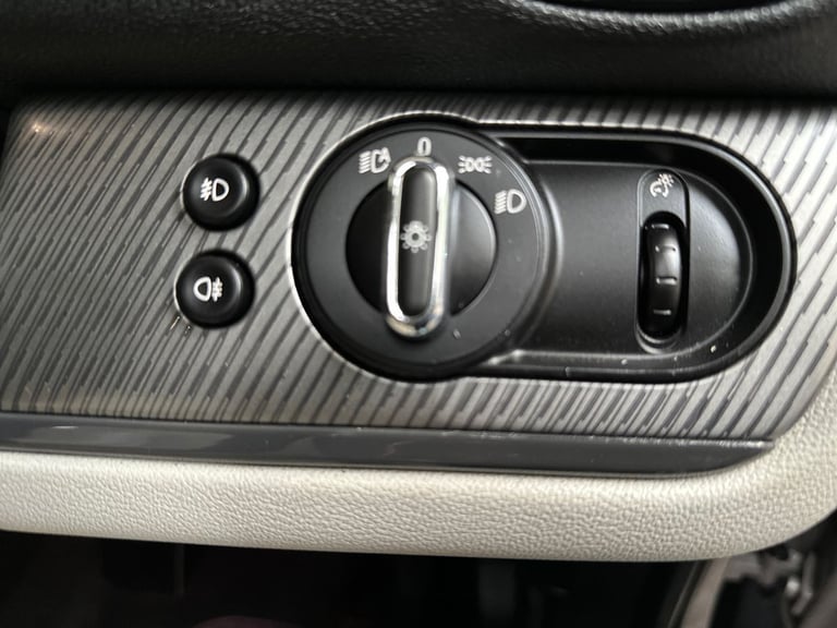 2022 MINI Countryman 1.5 Cooper Exclusive 5dr Auto HATCHBACK PETROL Automatic