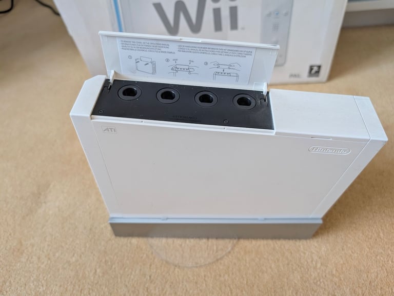 Nintendo Wii Games Console with Games Plus Balance Board White 