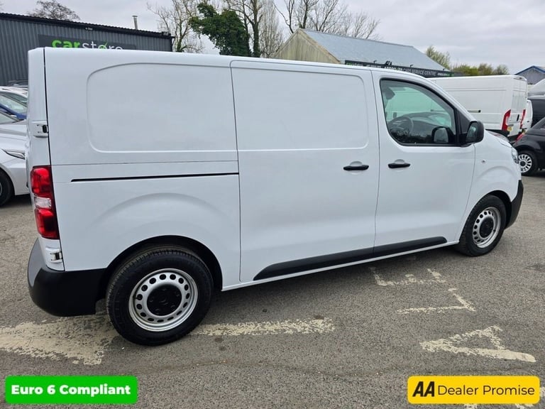 2023 Citroen Dispatch E 1000 75 kWh Enterprise M in white, 12,000 miles, full service history, 1 ...