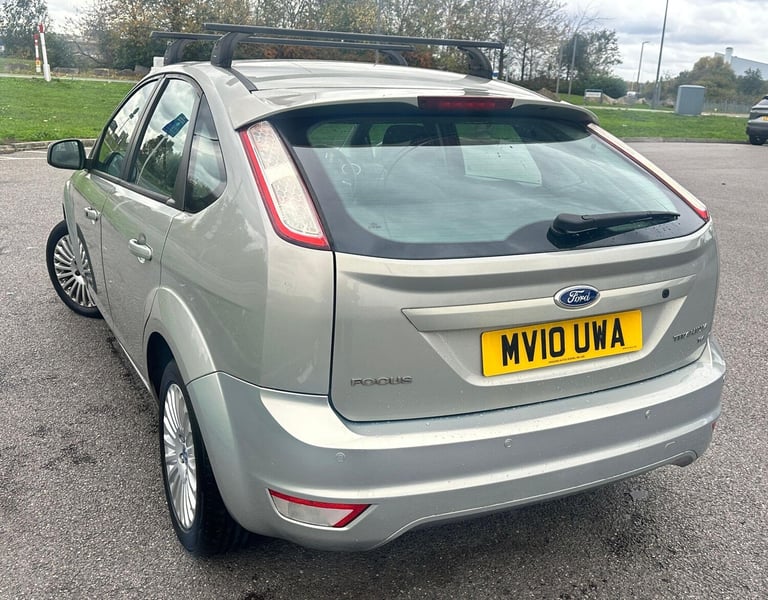 2010 Ford Focus 1.6 Titanium 5dr HATCHBACK Petrol Automatic