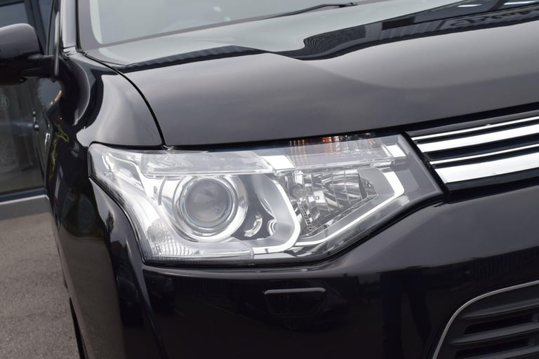 2015 Mitsubishi Outlander 2.0h 12kWh GX4hs CVT 4WD Euro 5 (s/s) 5dr ESTATE Petrol/Electric Hybrid...
