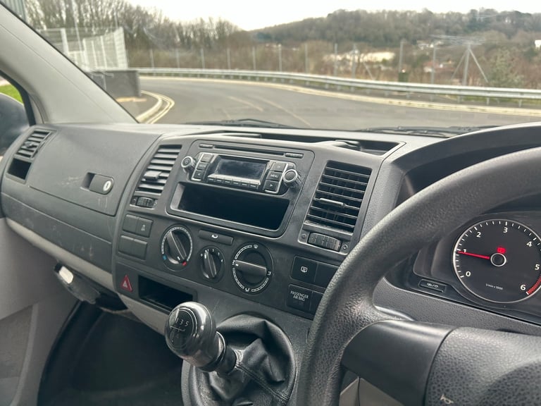 2012 Volkswagen Transporter 2.0 TDI 102PS Kombi Van Diesel