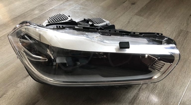 BMW X2 2019-2024 F39 DRIVER SIDE COMPLETE LIGHT 90169874