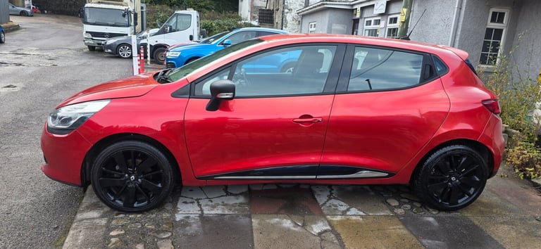 2015 Renault Clio 1.2 16V Dynamique MediaNav 5dr HATCHBACK Petrol Manual