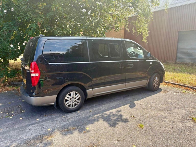 Hyundai, I800, MPV, 2018, Manual, 2497 (cc), 5 doors