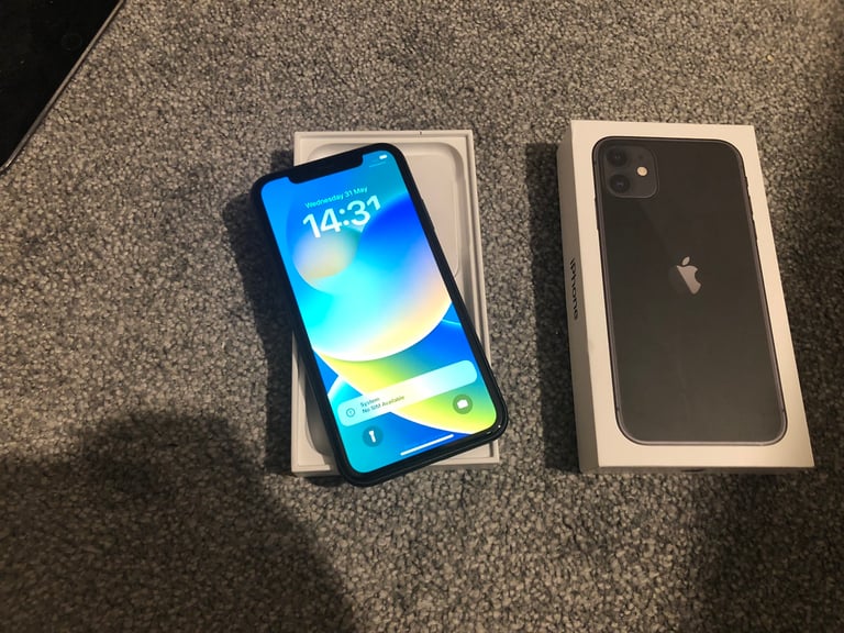 APPLE IPHONE 11 64GB UNLOCKED EXCELLENT CONDITION 