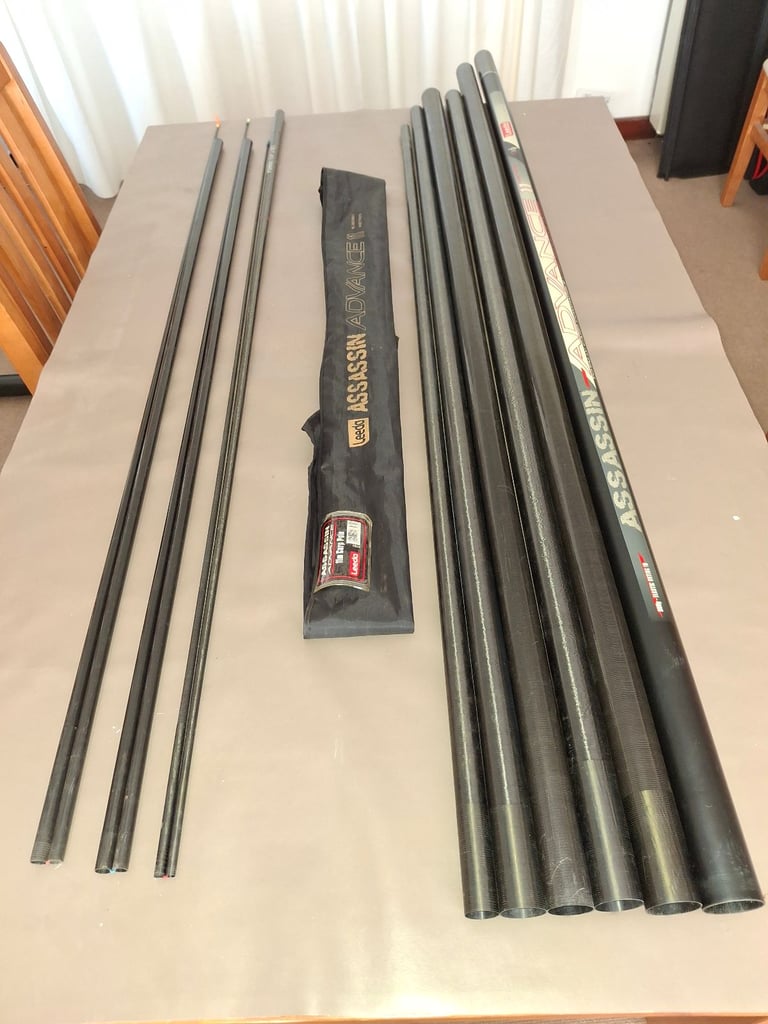 image for Leeda Assassin 11m pole c/w three top twos