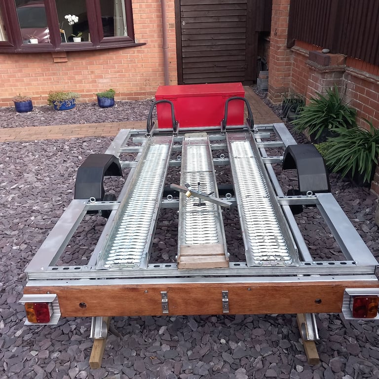 Motorbike trailer 