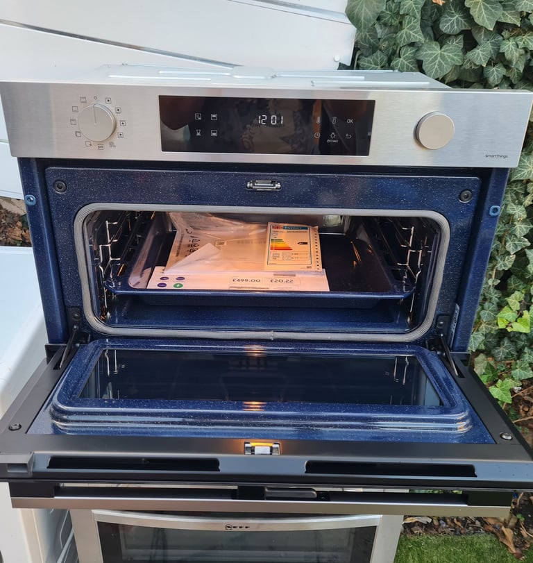 Samsung Serie4 Dual Cook Flex single electric oven built-in, Pyrolytic brand new,stainless Steel 