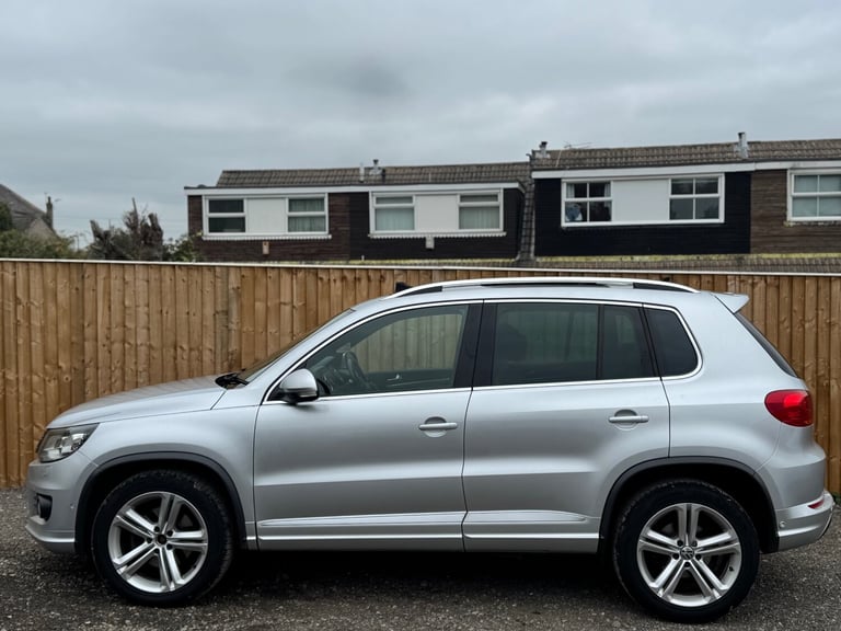 2016 Volkswagen Tiguan 2.0 TDi BlueMotion Tech R-Line Edition 150 5dr DSG ESTATE Diesel Automatic