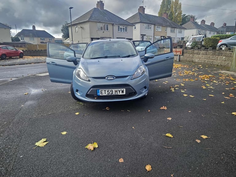  I sell ford fiesta 1.6 diesel Ford, FIESTA, Hatchback, 2010, Manual, 1560 (cc), 5 doors