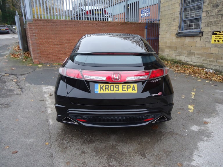 HONDA CIVIC 1.8 i-VTEC Type S GT Black Manual Petrol 2009