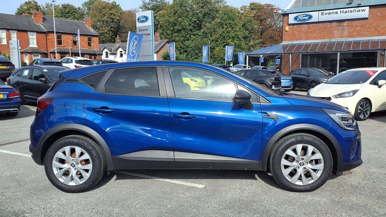 2022 Renault Captur 1.0 TCE 90 Iconic Edition 5dr Hatchback Petrol Manual