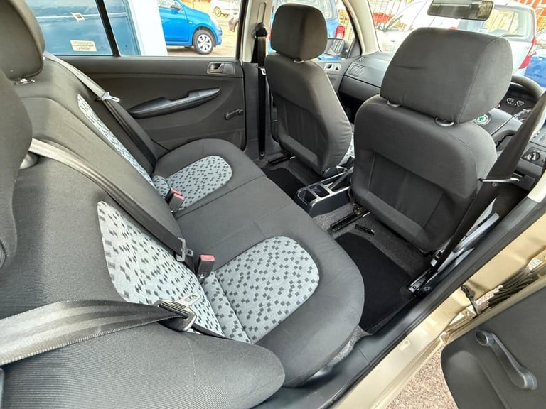 2006 Skoda Fabia 1.2 HTP Classic 5dr Hatchback Petrol Manual