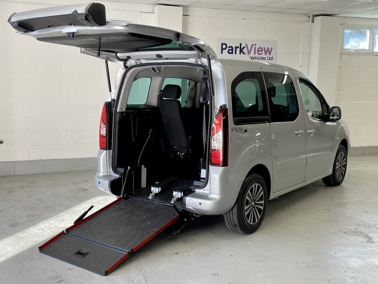 PEUGEOT PARTNER TEPEE 1.6 BlueHDi Allure WAV wheelchair accessible vehicle 2018
