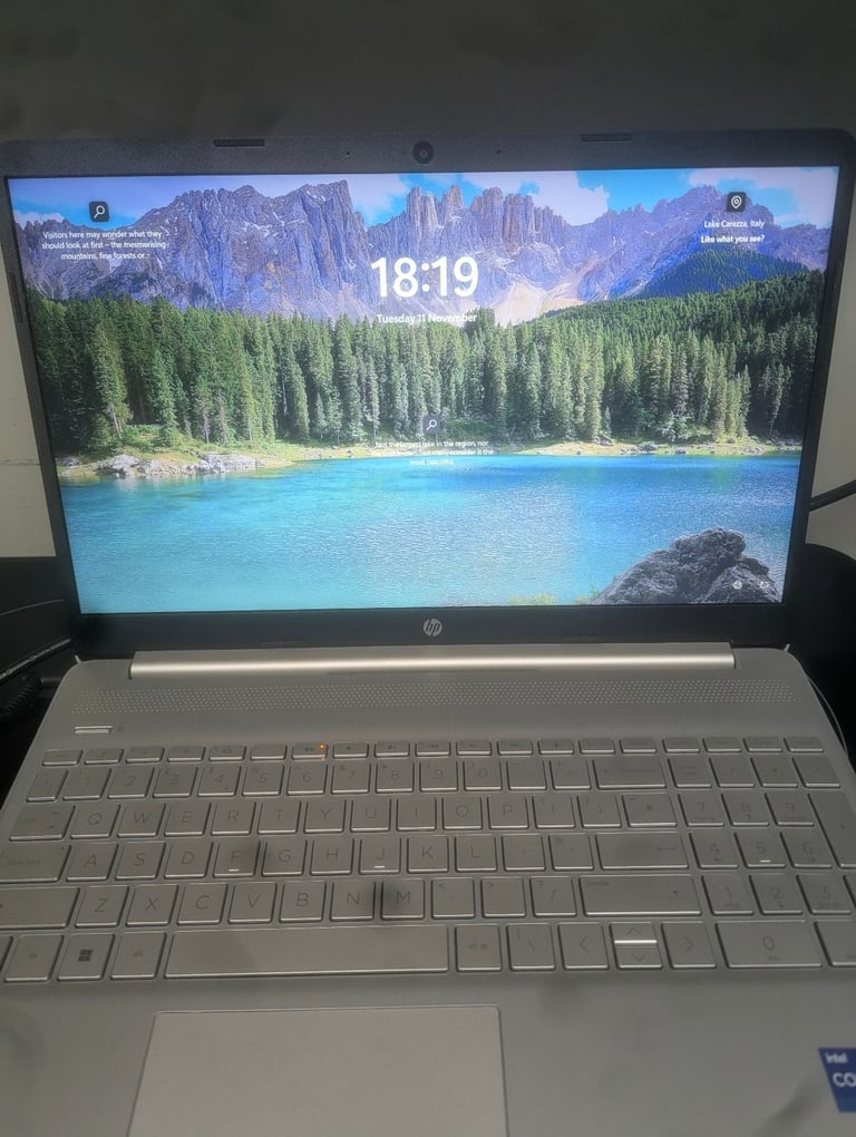 HP 15.6" Laptop i7, 8GB RAM, 512GB SSD