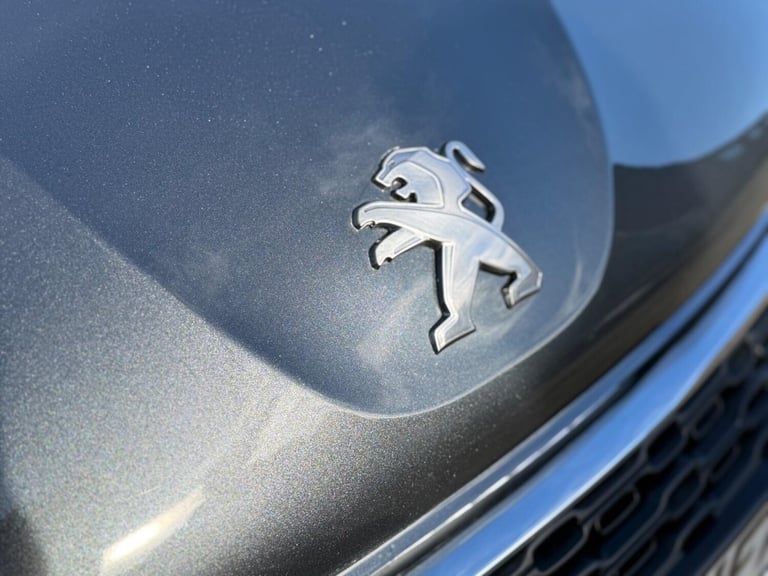 2015 Peugeot 208 1.2 VTi PureTech Active Euro 6 5dr HATCHBACK Petrol Manual
