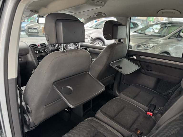 2012 Volkswagen Touran 1.6 TDI 105 SE 5dr DSG MPV Diesel Automatic