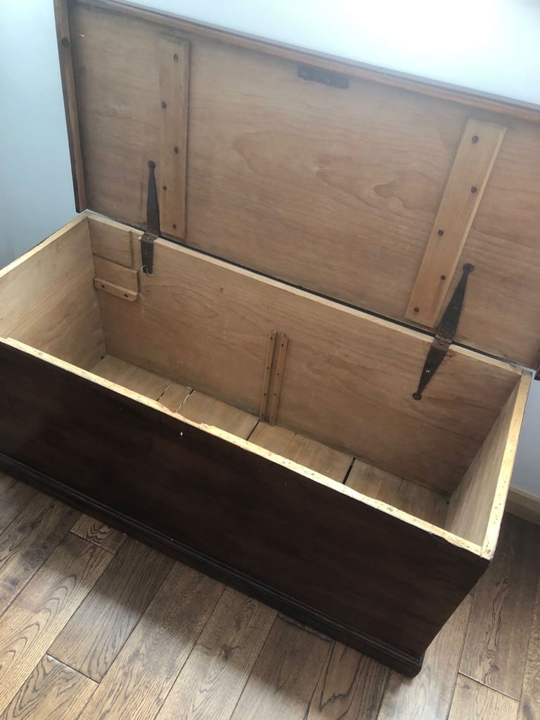 Rustic storage chest 