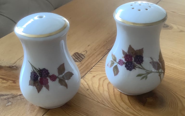 image for Eversham gold rimmed salt and pepper, ? 1960’s
