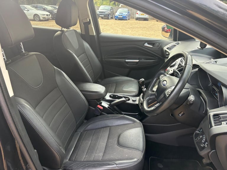 2014 Ford Kuga 2.0 TDCi Titanium 2WD Euro 5 5dr HATCHBACK Diesel Manual