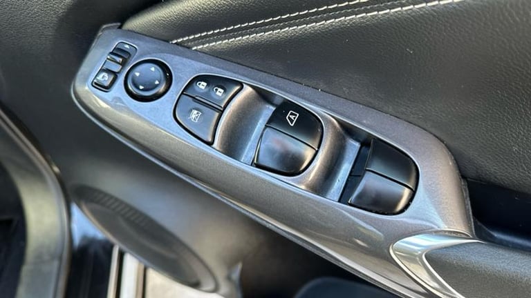 2024 Nissan Juke 1.0 DIG-T N-Connecta SUV 5dr Petrol DCT Auto Euro 6 (s/s) (114 ps) Automati Hatc...