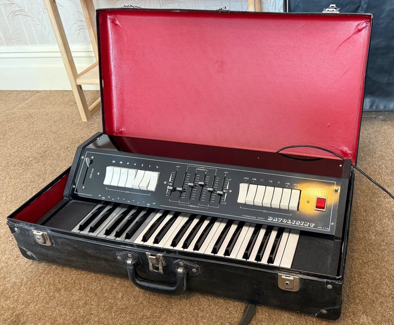 image for DAVOLISINT - Rare Vintage Analogue Synthesizer 1972 Monosynth Davoli Synthesiser