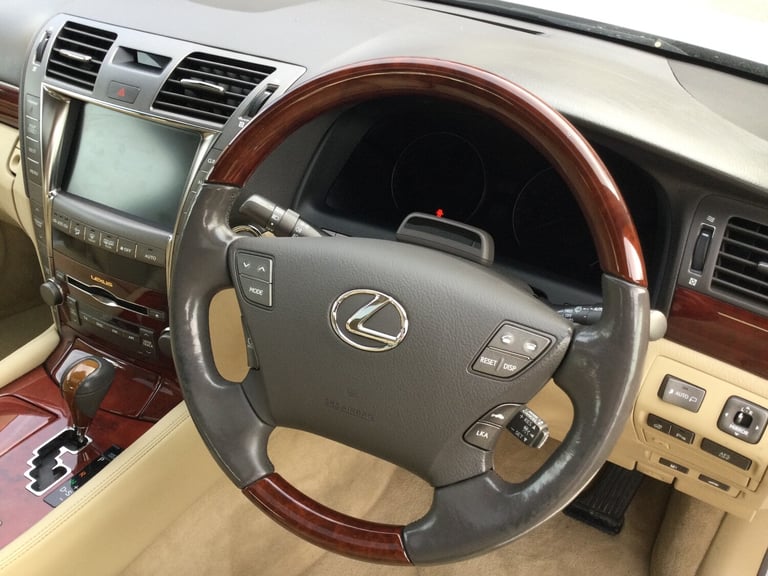 2006 Lexus LS 460 SE-L 4.6 V8 4dr Auto SALOON Petrol Automatic
