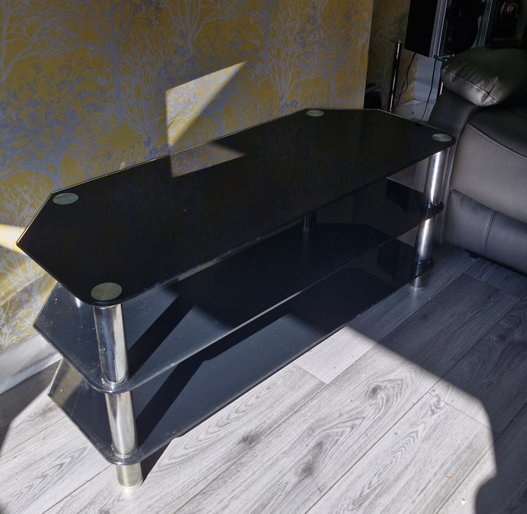 Tv Stand XL (Free)