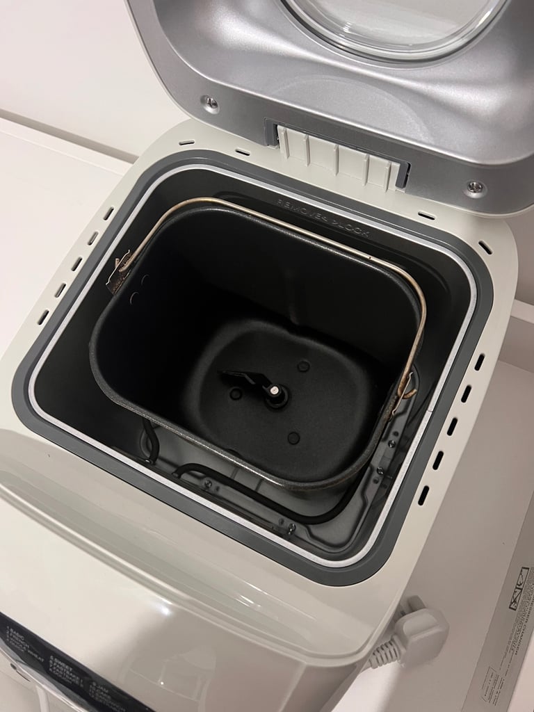 Morphy Richards Fastbake Breadmaker, 48281