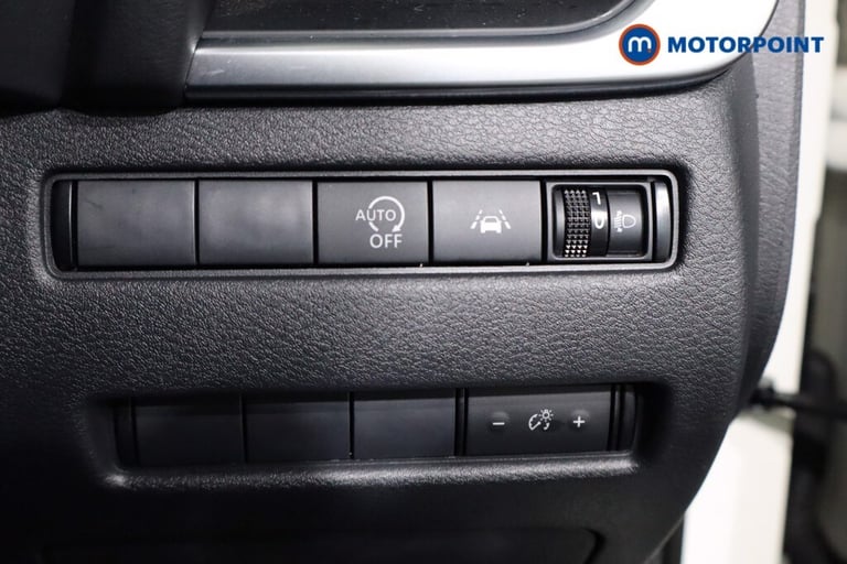 2022 Nissan Qashqai 1.3 DiG-T MH Acenta Premium 5dr SUV Petrol Manual