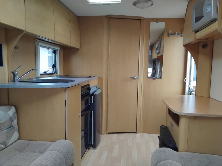 2010 Bailey Ranger Series 6 GT60 460-2, Motor Mover, Awnings, Cover, Extras 