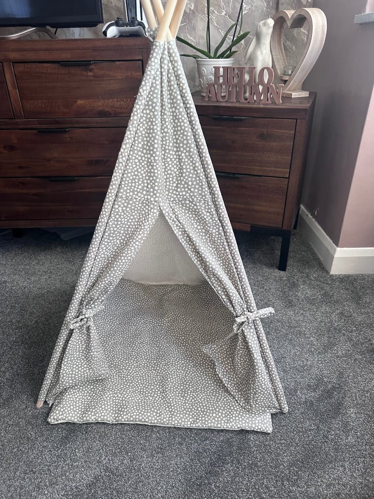 Dog bed