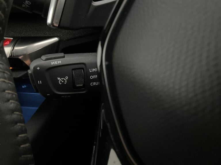 2024 Peugeot 3008 1.6 12.4kWh Allure SUV 5dr Petrol Plug-in Hybrid e-EAT Euro 6 (s/s) (180 ps Suv...