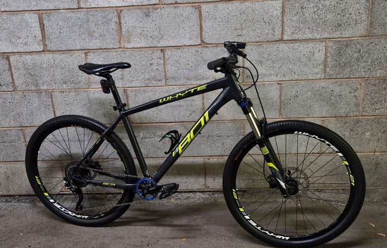 image for MOUNTAIN BIKE WHYTE 801, 27.5ER WITH ROCKSHOX FORKS NEW CONDITION, SIZE LARGE £300
