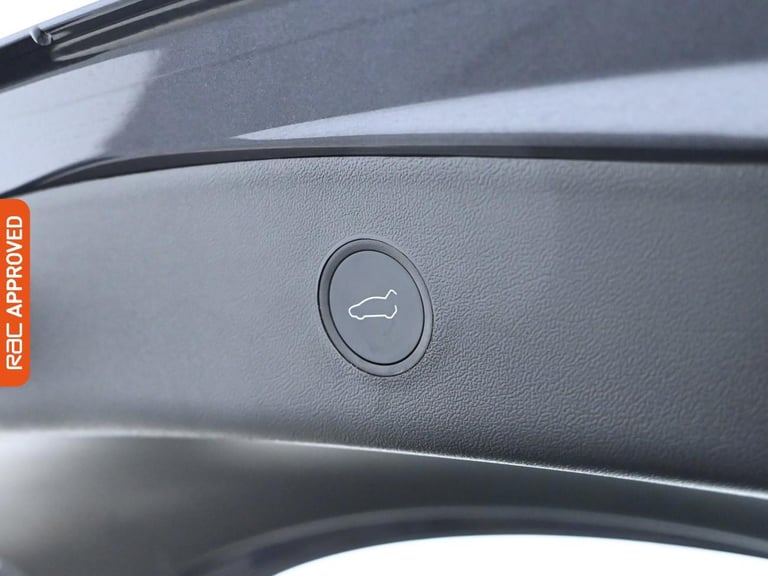 2022 Tesla Model 3 Saloon 4dr Electric Auto RWD (241 bhp) Saloon ELECTRIC Automatic