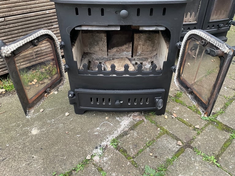 Log burner 