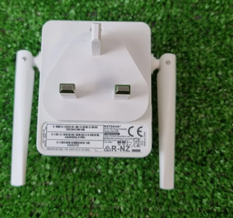 Netgear EX2700 N300 Wi-Fi Range Extender