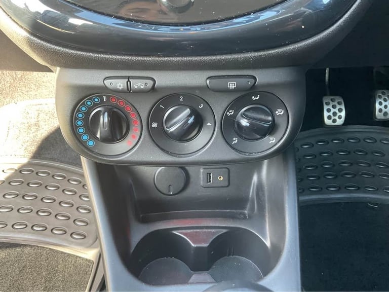 Vauxhall, CORSA, Hatchback, 2015, Manual, 1398 (cc), 5 doors