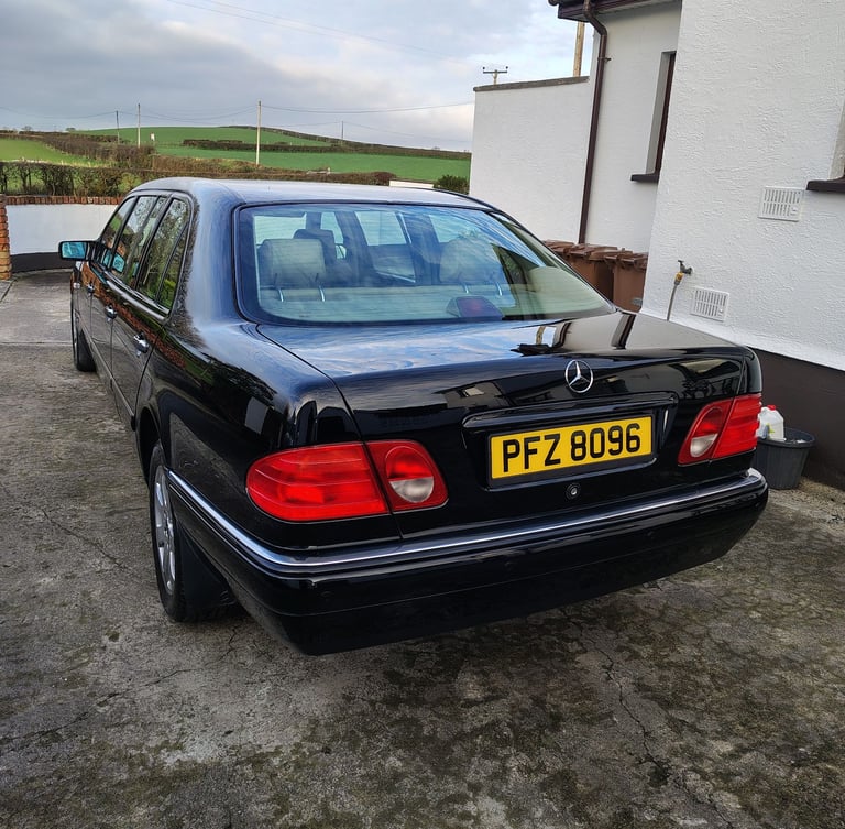 Mercedes-Benz, E CLASS, 1998, Other, 2398 (cc) LIMOSINE