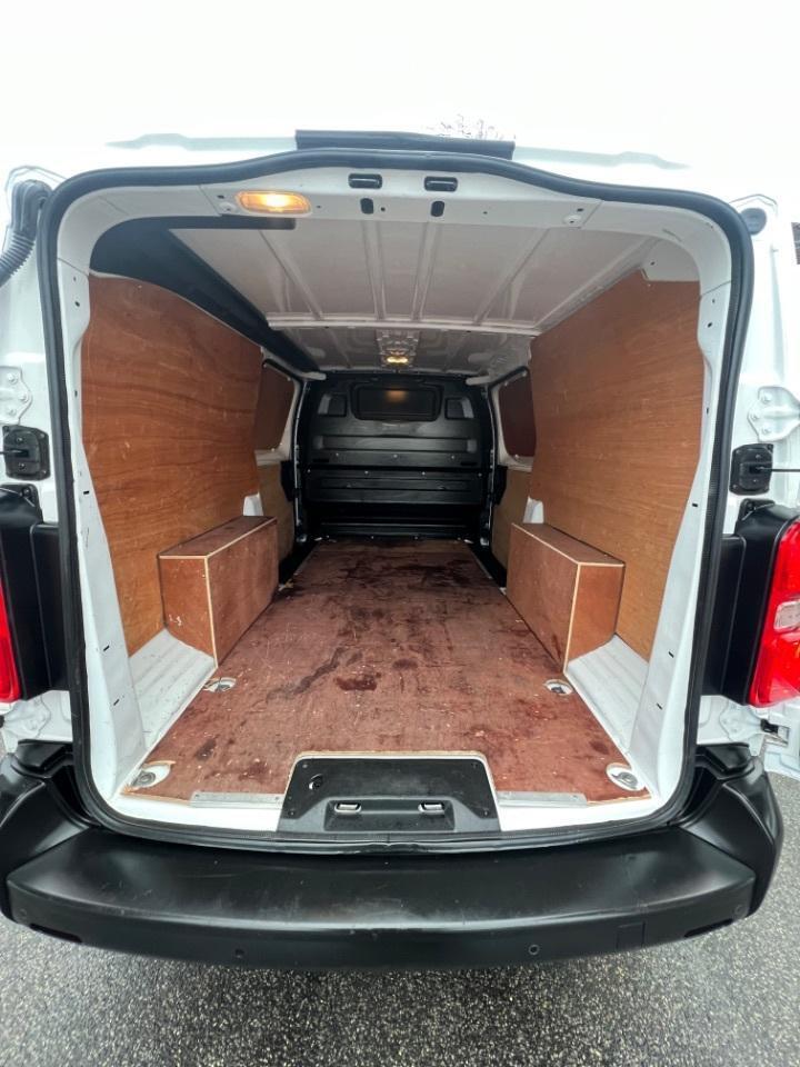 2021 Vauxhall Vivaro 2900 1.5d 100PS Dynamic H1 Van 5 door Panel Van 