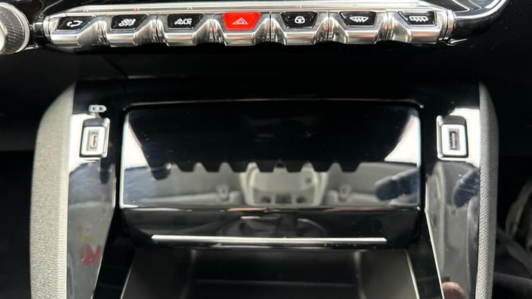2022 Peugeot 208 1.2 PureTech Allure Premium Hatchback 5dr Petrol Manual Euro 6 (s/s) (100 p Hatc...