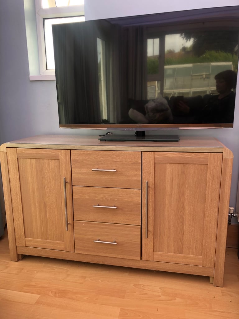 Habitat sideboard and display unit