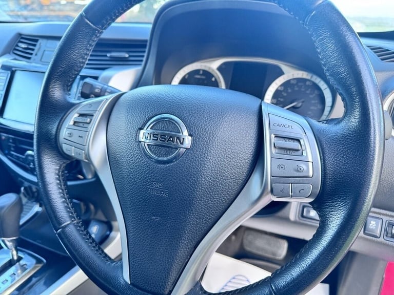2020 Nissan Navara 2.3 dCi N-CONNECTA AUTOMATIC 4X4 FACELIFT PICKUP Diesel Automatic