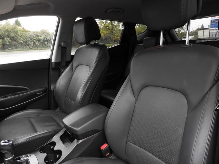 2014 Hyundai Santa Fe 2.2 CRDi Premium SUV 5dr Diesel Manual 4WD Euro 5 (7 seat) (194 bhp) ESTATE...