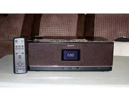 Sony Giga Juke NAS-C5E Wireless Music Player