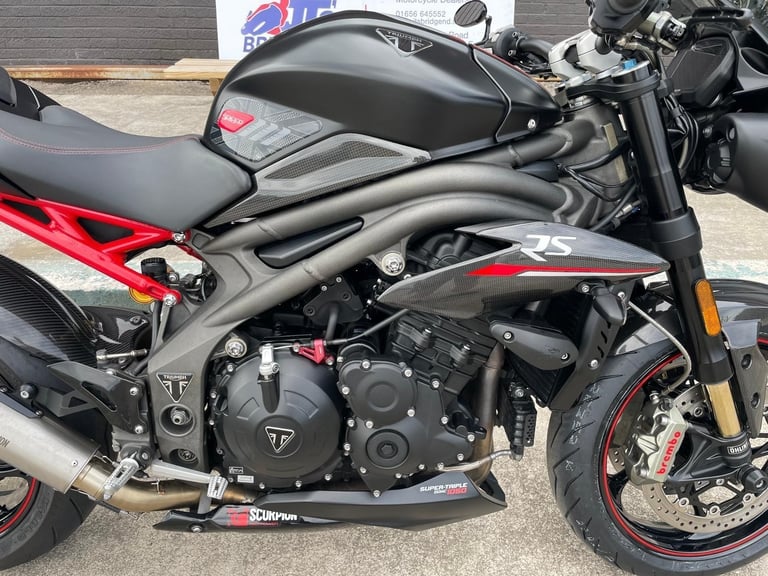 Triumph Speed Triple 1050 RS 2018 in Black